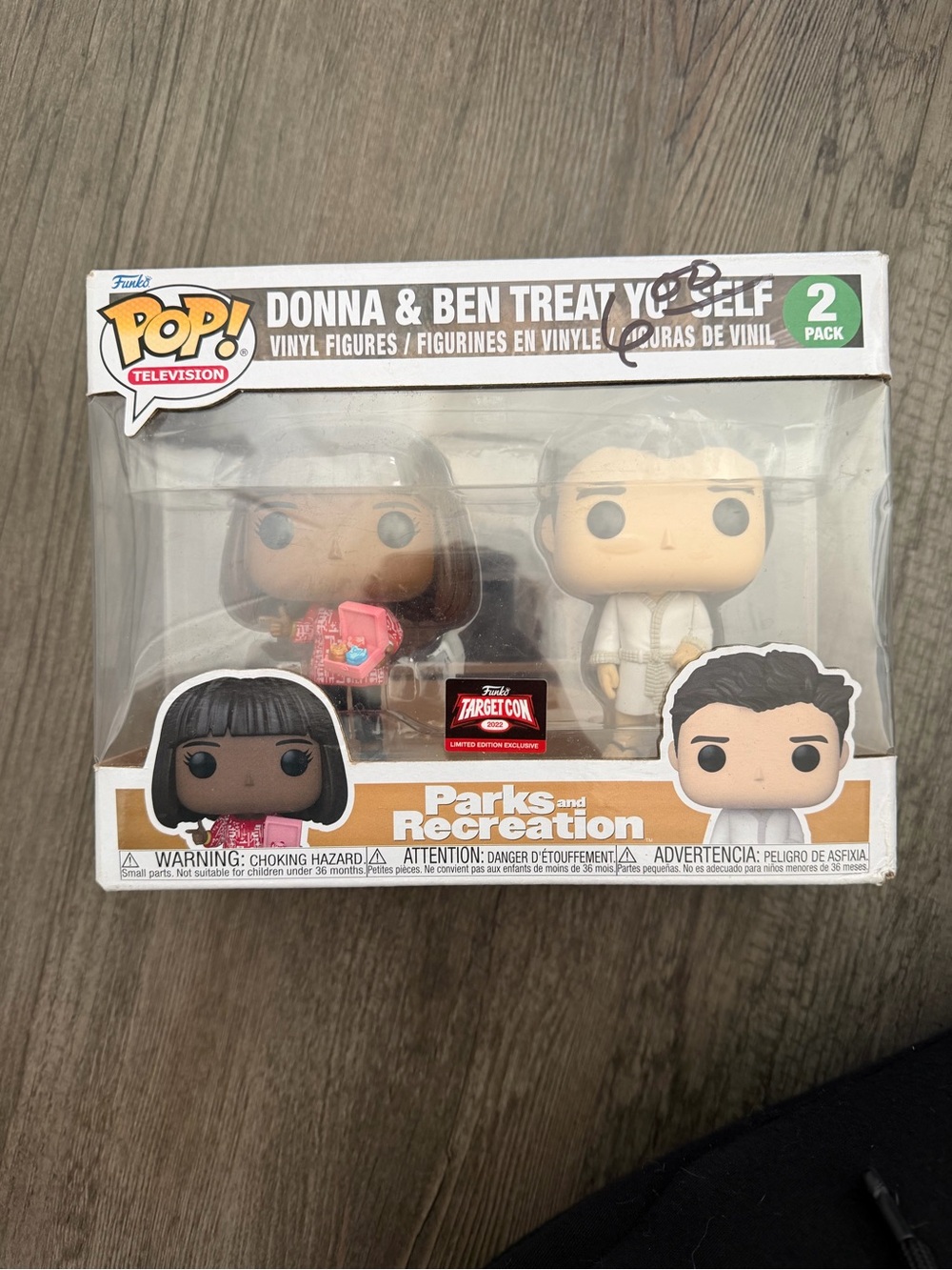 Funko Pop! Parks and Recreation Donna & Ben 2-Pack - Treat Yo Self Target Con